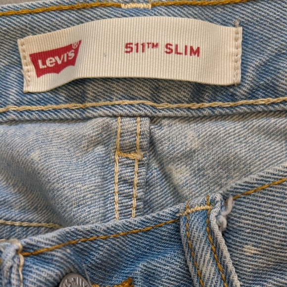 4/$25  Levi's cutoff Jean shorts waist 28 - Picture 9 of 10